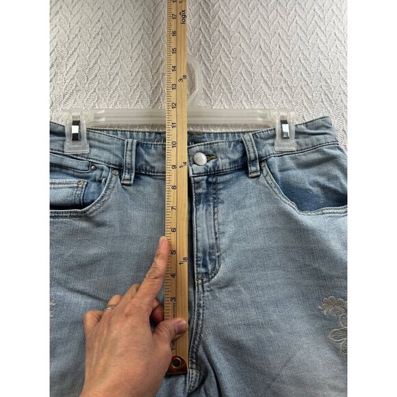 Women's Chico's Platinum Skimmer Denim Ankle Jeans Sz 0.5/US Size 6 Floral Embro - Picture 9 of 12